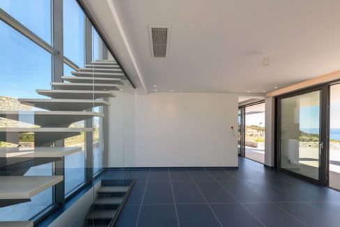 Beachfront Luxury Villa in Crete, Agios Nikolaos. Luxury Beachfront Property in Crete, Seafront Villa Crete for Sale, Luxury Estate in Crete 14