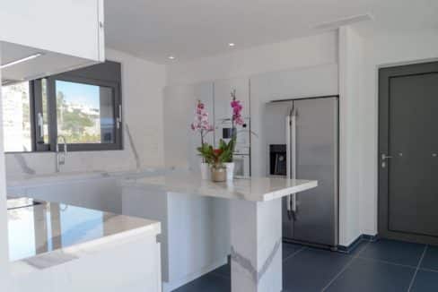 Beachfront Luxury Villa in Crete, Agios Nikolaos. Luxury Beachfront Property in Crete, Seafront Villa Crete for Sale, Luxury Estate in Crete 15
