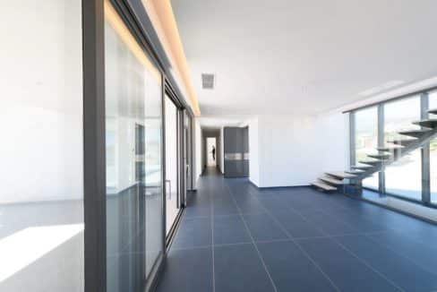 Beachfront Luxury Villa in Crete, Agios Nikolaos. Luxury Beachfront Property in Crete, Seafront Villa Crete for Sale, Luxury Estate in Crete 17