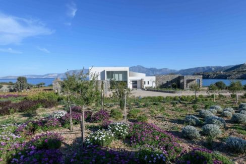 Beachfront Luxury Villa in Crete, Agios Nikolaos. Luxury Beachfront Property in Crete, Seafront Villa Crete for Sale, Luxury Estate in Crete 21