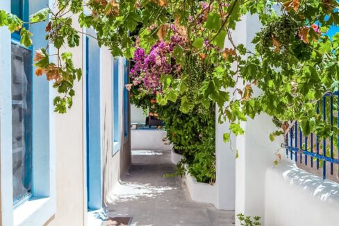House for sale in Santorini Pyrgos, with sea view, Real Estate in Santorini 13