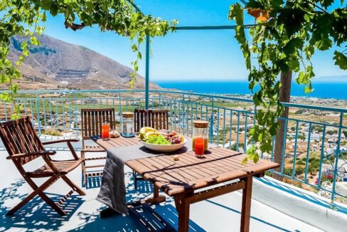 House for sale in Santorini Pyrgos, with sea view, Real Estate in Santorini 16