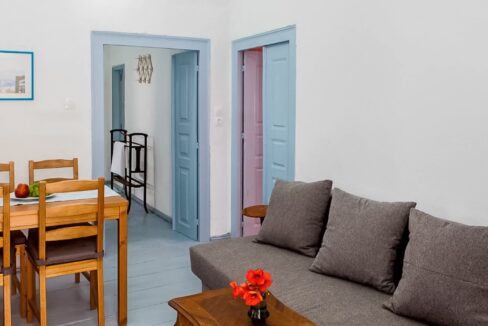 House for sale in Santorini Pyrgos, with sea view, Real Estate in Santorini 3