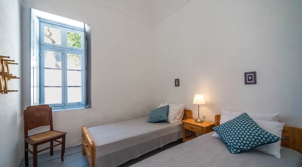 House for sale in Santorini Pyrgos, with sea view, Real Estate in Santorini 4