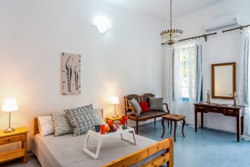 House for sale in Santorini Pyrgos, with sea view, Real Estate in Santorini 5