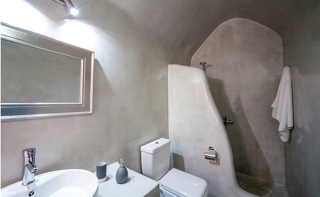 House for sale in Santorini Pyrgos, with sea view, Real Estate in Santorini 6