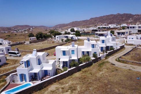 Investment in Mykonos. Great Investment opportunity! 4 Villas Hotel for Sale at great price. Real Estate in Mykonos, Villas for Sale in Mykonos
