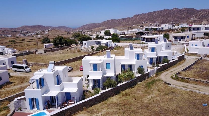 Investment in Mykonos. Great Investment opportunity! 4 Villas Hotel for Sale at great price. Real Estate in Mykonos, Villas for Sale in Mykonos