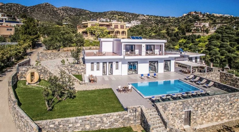Luxury Villa in Agios Nikolaos Crete, by the sea. Villas for Sale in Crete, Seafront Villas in Crete, Luxury Estate Crete 23