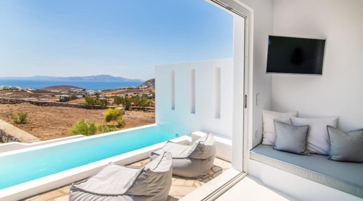 Luxury Villa in Tinos Island, Luxury Villa in Cyclades Greece, Tinos Greece, Real Estate in Tinos, Luxury Estate in Tinos, Luxury Properties in Cyclades 13