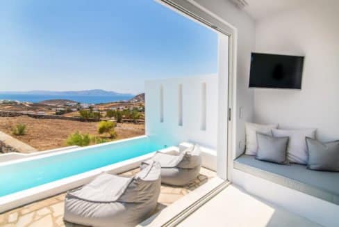 Luxury Villa in Tinos Island, Luxury Villa in Cyclades Greece, Tinos Greece, Real Estate in Tinos, Luxury Estate in Tinos, Luxury Properties in Cyclades 13