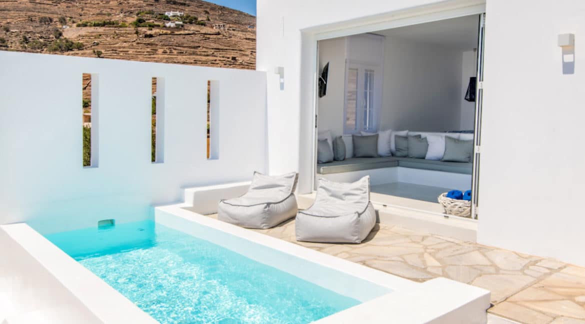 Luxury Villa in Tinos Island, Luxury Villa in Cyclades Greece, Tinos Greece, Real Estate in Tinos, Luxury Estate in Tinos, Luxury Properties in Cyclades 14