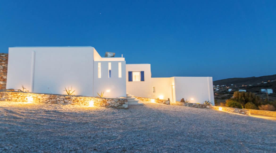 Luxury Villa in Tinos Island, Luxury Villa in Cyclades Greece, Tinos Greece, Real Estate in Tinos, Luxury Estate in Tinos, Luxury Properties in Cyclades 19