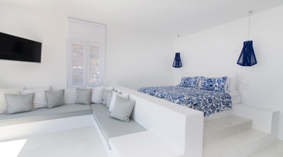 Luxury Villa in Tinos Island, Luxury Villa in Cyclades Greece, Tinos Greece, Real Estate in Tinos, Luxury Estate in Tinos, Luxury Properties in Cyclades 8