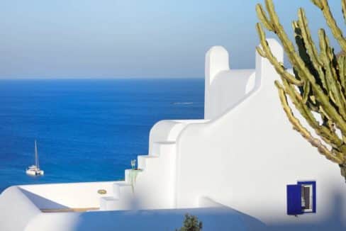 Luxury villa in Mykonos with 10,000 sqm land. Mykonos Villas, Luxury Villa for Sale in Mykonos, Mykonos Luxury Villas, Real Estate Mykonos, Agrari 30