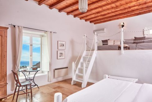 Luxury villa in Mykonos with 10,000 sqm land. Mykonos Villas, Luxury Villa for Sale in Mykonos, Mykonos Luxury Villas, Real Estate Mykonos, Agrari 4