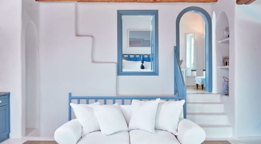 Luxury villa in Mykonos with 10,000 sqm land. Mykonos Villas, Luxury Villa for Sale in Mykonos, Mykonos Luxury Villas, Real Estate Mykonos, Agrari 9