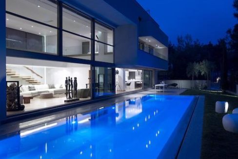 Luxury villa in North Athens, Dionisos area. Luxury Villas in North Athens, Villas in Athens, Luxury Property in Athens, Villa with Pool for Sale in Attica 4