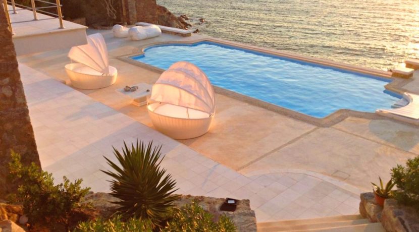 Mykonos Villa in Aleomandra, Agios Ioannis Diakoftis FOR SALE. Mykonos Villas for Sale, Luxury Villas in Mykonos for Sale, Property in Mykonos for Sale 22