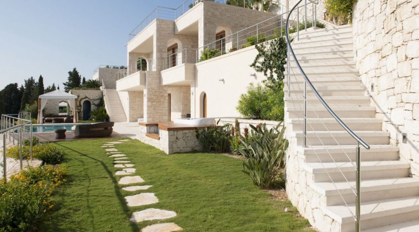Super Luxury Villa in Corfu, Seafront Luxury Villa in Corfu, Luxury Estate in Corfu, Luxury Property in Corfu, Real Estate in Corfu 19