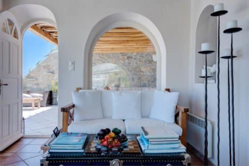 Waterfront Luxury Villa in Mykonos. Mykonos estates, elite estates Mykonos, Luxury Estate Mykonos, Seafront Villa Mykonos, Mykonos Villas 10