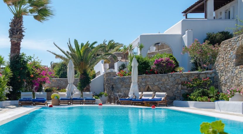 Waterfront Luxury Villa in Mykonos. Mykonos estates, elite estates Mykonos, Luxury Estate Mykonos, Seafront Villa Mykonos, Mykonos Villas 22