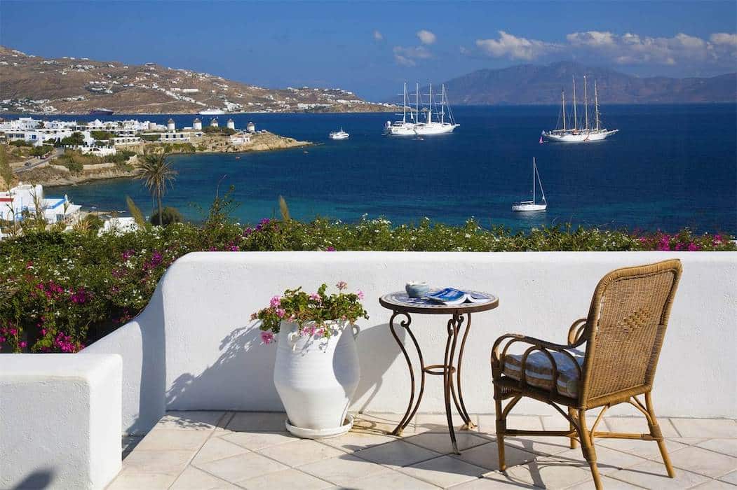 Waterfront Luxury Villa in Mykonos. Mykonos estates, elite estates Mykonos, Luxury Estate Mykonos, Seafront Villa Mykonos, Mykonos Villas