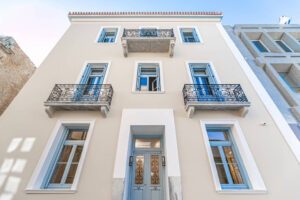 12 room luxury House for sale in Acropolis:Plaka, Athens, Property in Acropolis Athens, Luxury Estate in Acropolis Athens, Luxury villa in Athens Center