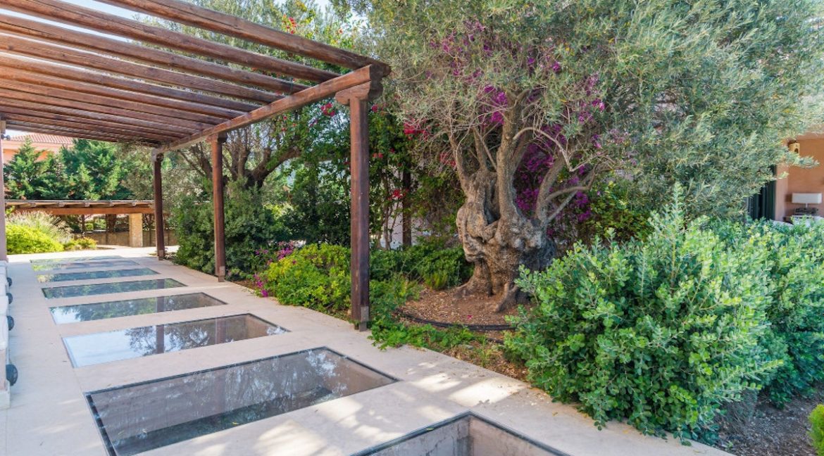 2 Amazing Beachfront Villas in Peloponnese, Ermioni, Villas for Sale in Porto Heli, Beachfront Villas in Greece, Seafront Villas in Porto Heli 22