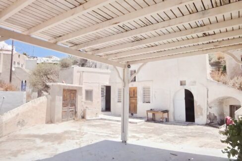 2 big Buildings to turn them into Boutique hotel in Finikia Oia Santorini, unfinished buildings in Santorini, Buildings to renovate in Santorini 1