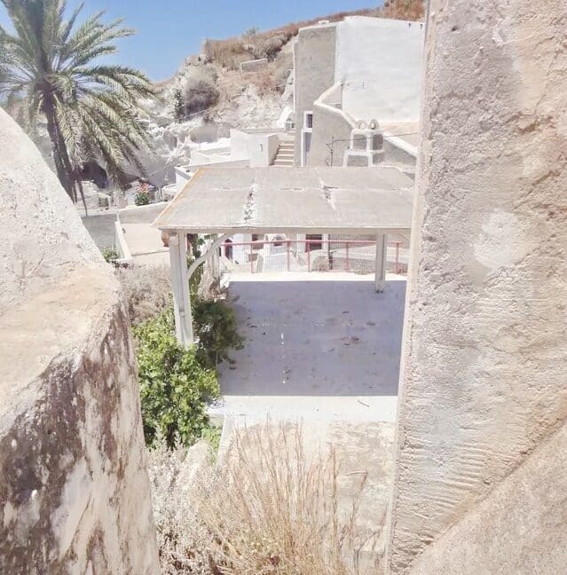 2 big Buildings to turn them into Boutique hotel in Finikia Oia Santorini, unfinished buildings in Santorini, Buildings to renovate in Santorini 9