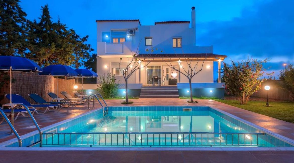 Beautiful Villa in Heraklio Crete with 4 Bedrooms , Villas for Sale in Crete, Crete Villas, Property in Crete, House in Crete, Crete Real Estate 19
