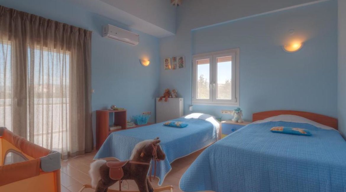 Beautiful Villa in Heraklio Crete with 4 Bedrooms , Villas for Sale in Crete, Crete Villas, Property in Crete, House in Crete, Crete Real Estate 4
