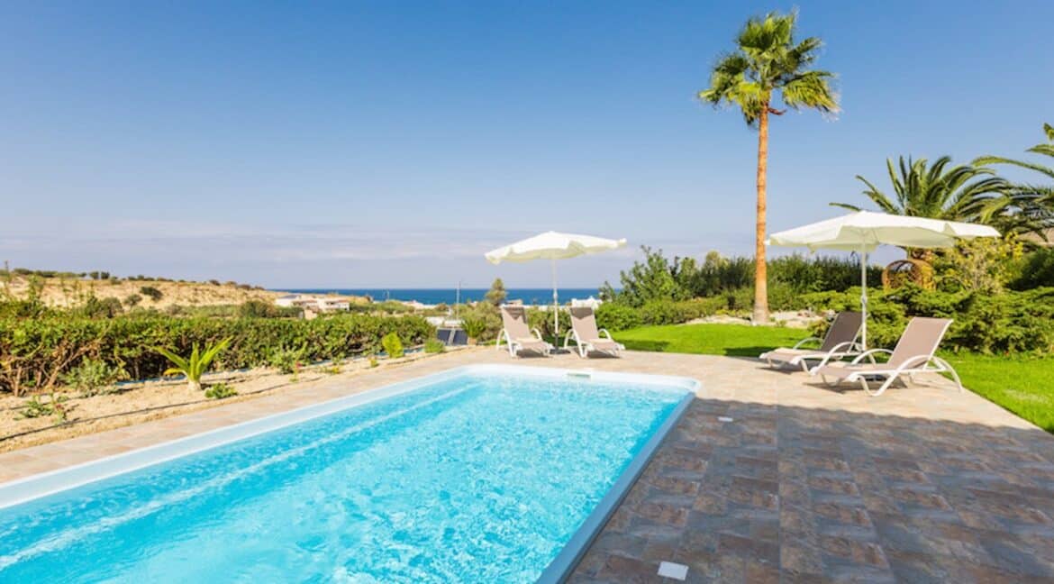 Beautiful Villa near the sea in Crete 3