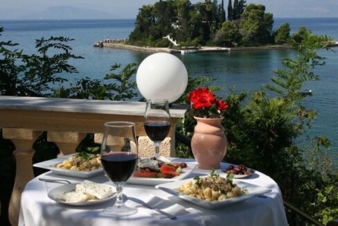 Classical Villa in Corfu, Perama, Houses for Sale in Corfu, Real Esate in Corfu Greece, Property in Corfu, Corfu Villas for Sale, Luxury Corfu Estates 4