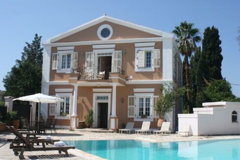 Classical Villa in Corfu, Perama, Houses for Sale in Corfu, Real Esate in Corfu Greece, Property in Corfu, Corfu Villas for Sale, Luxury Corfu Estates 6
