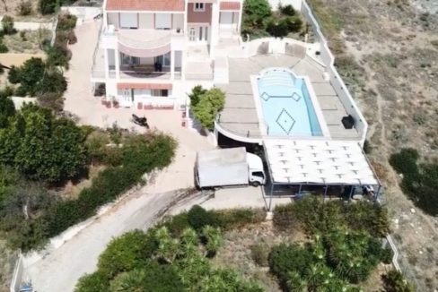 Excellent Villa by the sea near Athens, Seafront Villa in Attica, Buy Villa in Athens, Buy Villa near Athens, Sea View Property in Athens 5