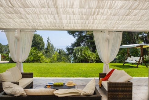 Gorgeous Beachfront Villa in Halkidiki, Beachfront Villa in Halkidiki, Beachfront Real Estate, Sea front villa in Kassandra, Villa on the sea Halkidiki 21