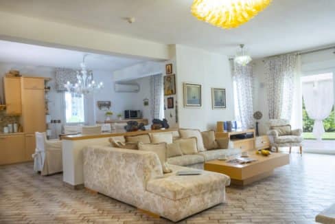 Gorgeous Beachfront Villa in Halkidiki, Beachfront Villa in Halkidiki, Beachfront Real Estate, Sea front villa in Kassandra, Villa on the sea Halkidiki 38