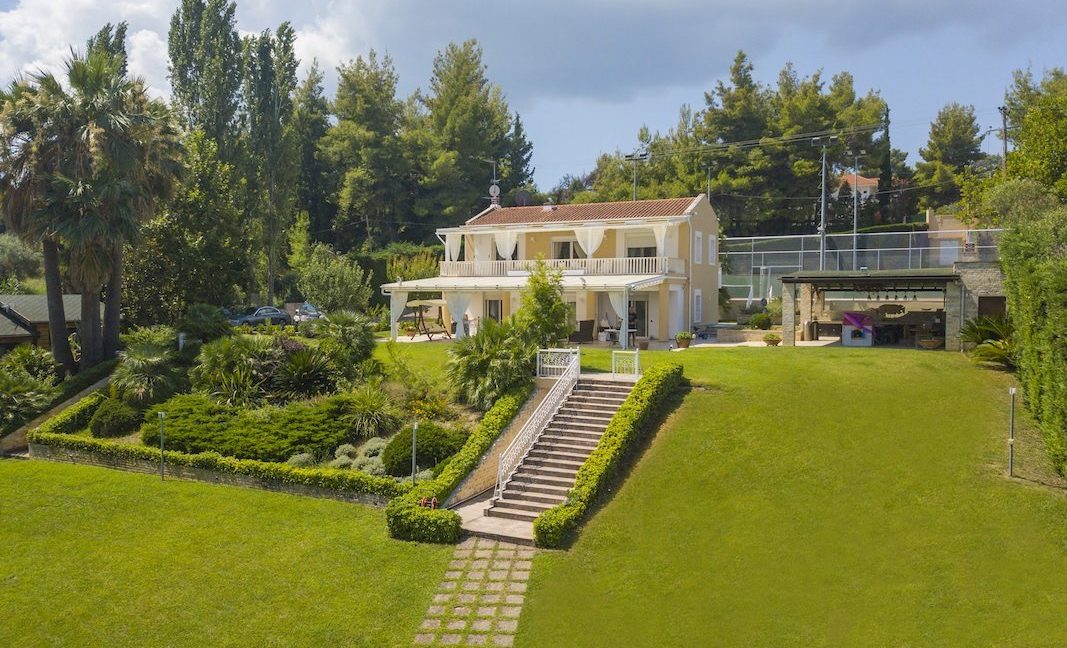 Beachfront Villa in Halkidiki, Real Estate Greece, Property in Greece,