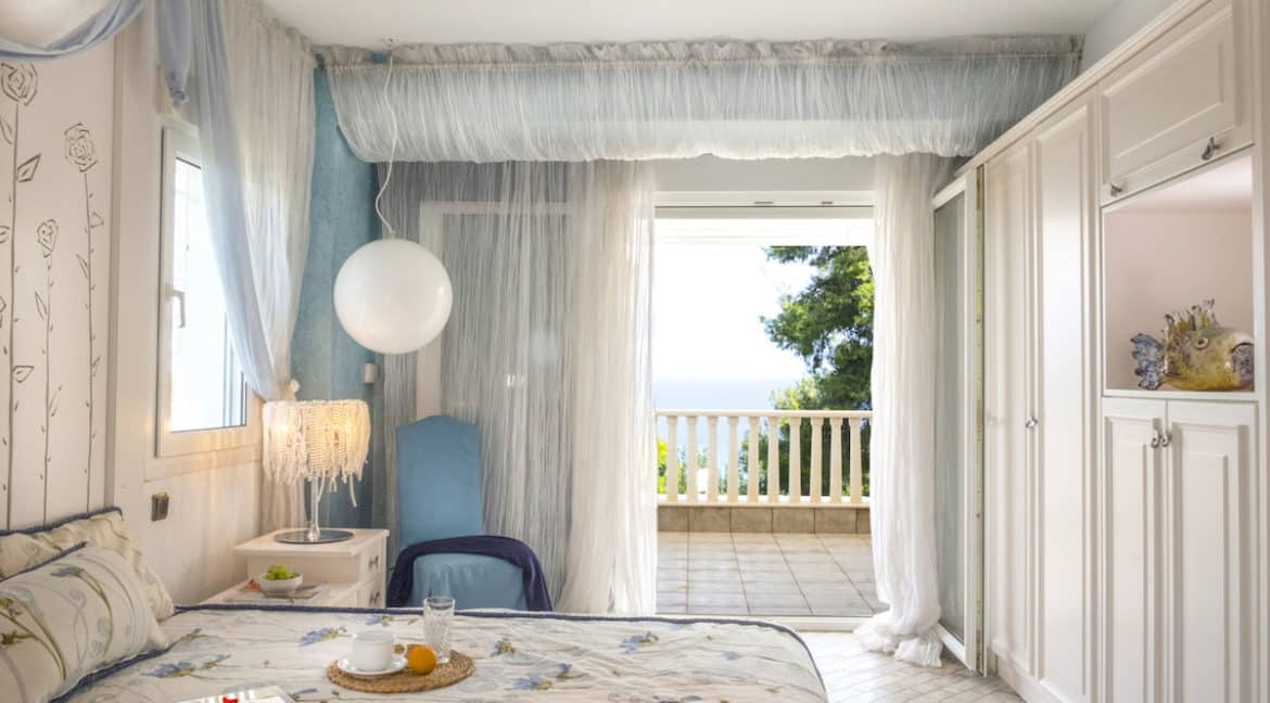 Gorgeous Beachfront Villa in Halkidiki, Beachfront Villa in Halkidiki, Beachfront Real Estate, Sea front villa in Kassandra, Villa on the sea Halkidiki 46