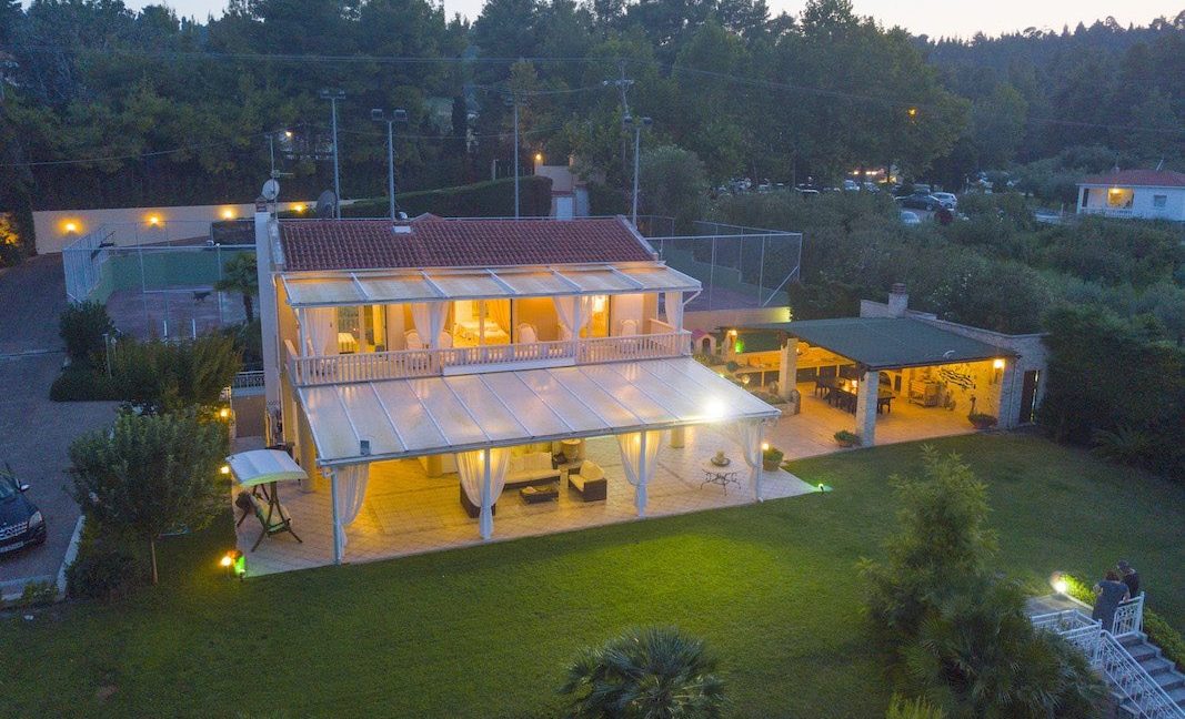 Gorgeous Beachfront Villa in Halkidiki, Beachfront Villa in Halkidiki, Beachfront Real Estate, Sea front villa in Kassandra, Villa on the sea Halkidiki 7