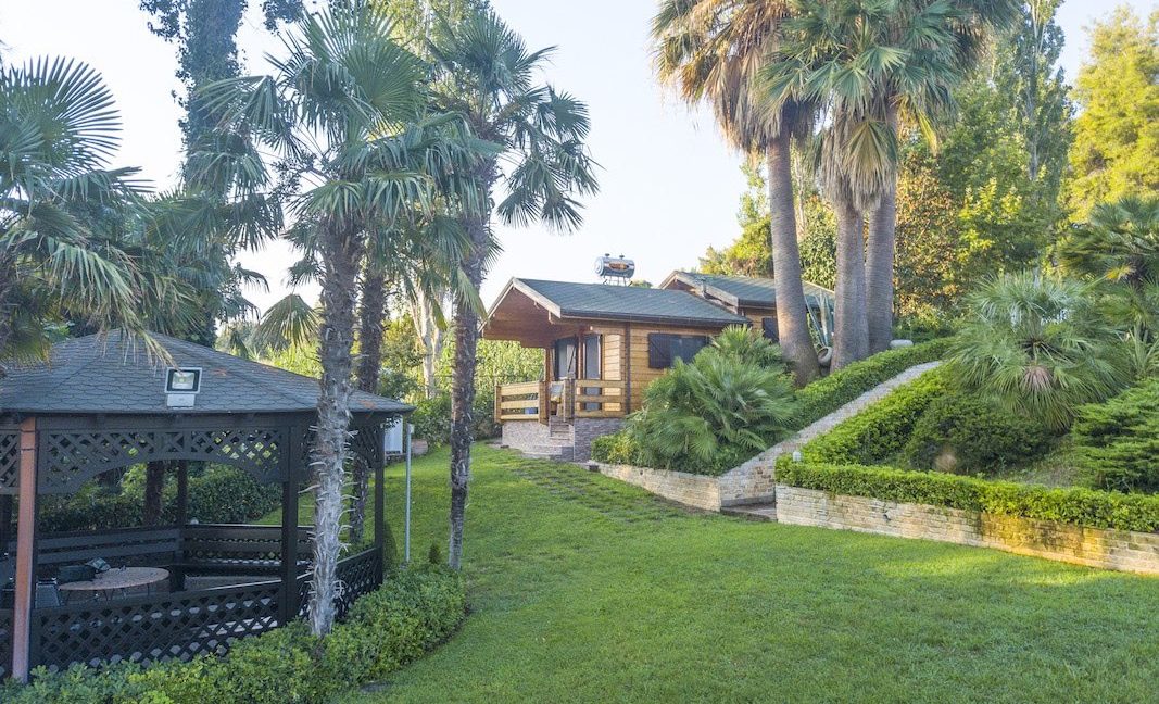Gorgeous Beachfront Villa in Halkidiki, Beachfront Villa in Halkidiki, Beachfront Real Estate, Sea front villa in Kassandra, Villa on the sea Halkidiki 9