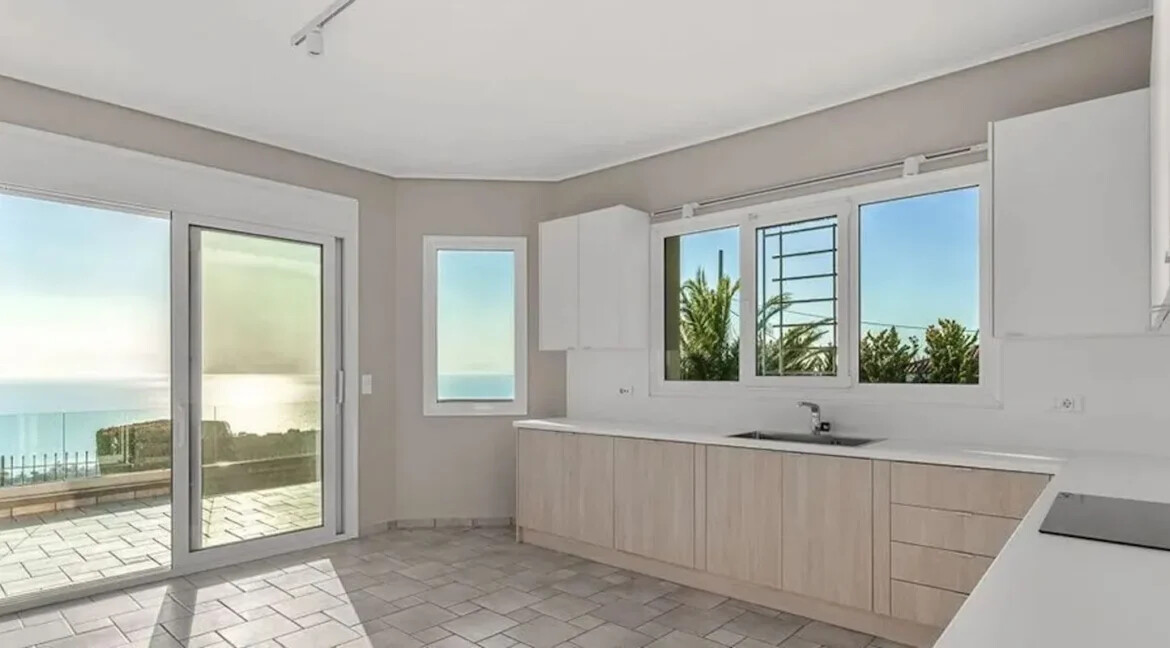 Luxury Seaview Villa for Sale in Lagonissi, Athens 14