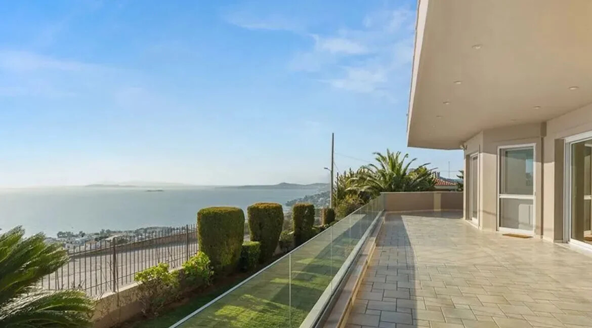 Luxury Seaview Villa for Sale in Lagonissi, Athens 4