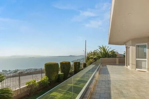 Luxury Seaview Villa for Sale in Lagonissi, Athens 4