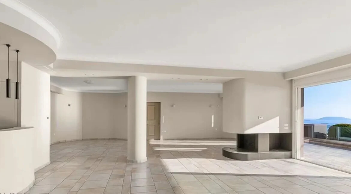 Luxury Seaview Villa for Sale in Lagonissi, Athens 9