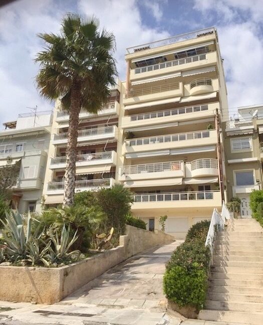 Seafront Apartment in Athens, Piraeus Greek Exclusive