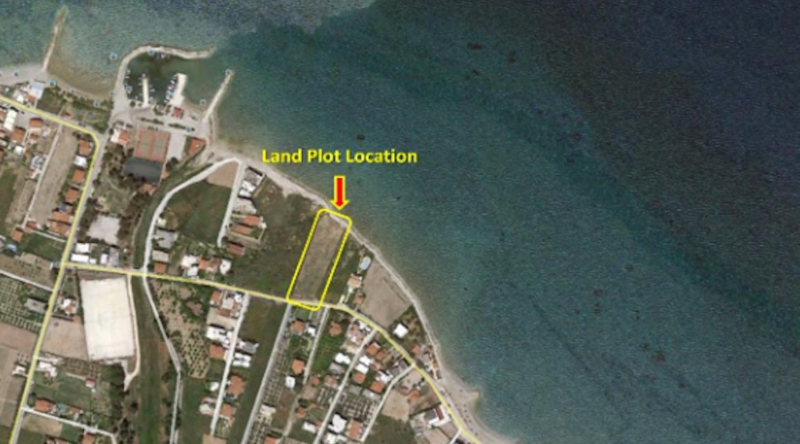 Seafront Land Plot Near Korinthos,Builts 650 sqm of Villas, more for Hotel
