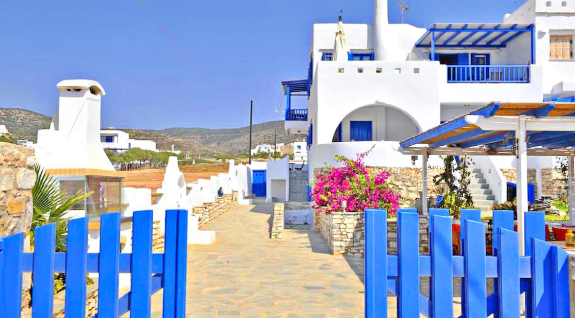 Seafront Villa in Antiparos in Cyclades Greece, Antiparos Real Estate, Antiparos Villa for Sale, Beachfront Property in Cyclades 3